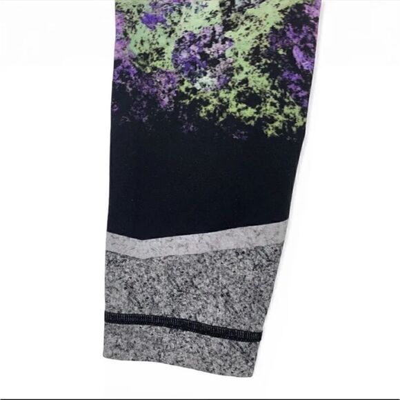 Lululemon Wunder Under Hi-Rise Leggings Vivid Vision Size 6 EUC - Picture 10 of 10